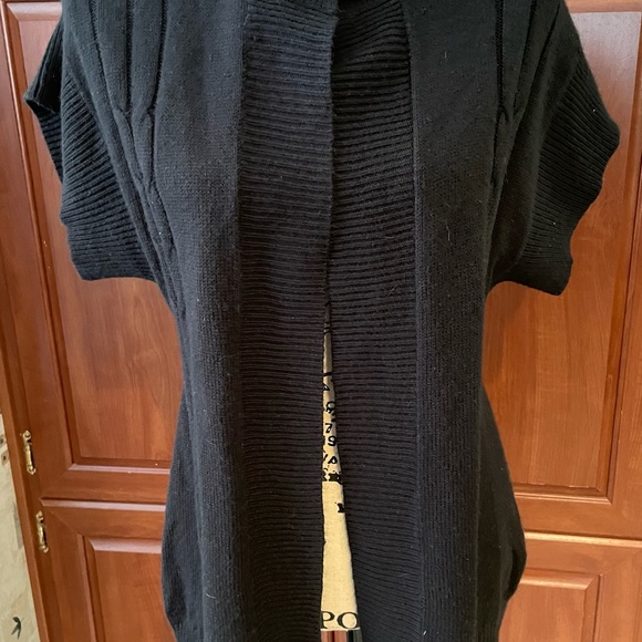 Cardigan - Picture 3 of 5